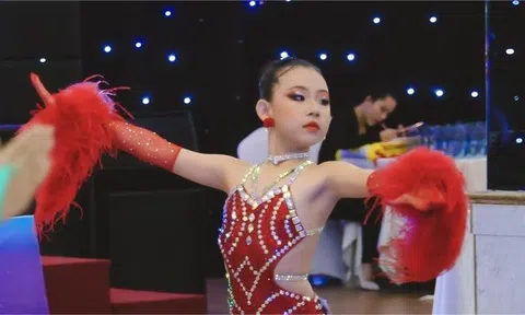 VẬN ĐỘNG VIÊN LAI GIA LINH – CHỦ NHÀ ẤN TƯỢNG TẠI GIẢI KHIÊU VŨ THỂ THAO VÀ NGHỆ THUẬT CÚP THIÊN NAM MỞ RỘNG LẦN 1 – 2025